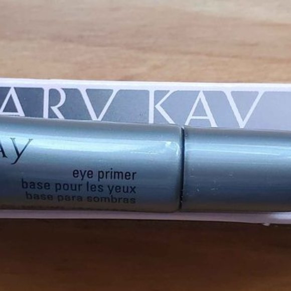 Mary Kay NIB 7 products for eyes + cosmetic compact - Picture 7 of 8